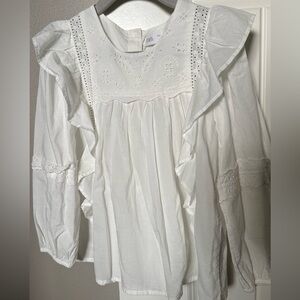 New with tags Zara girls blouse size 4-5yrs